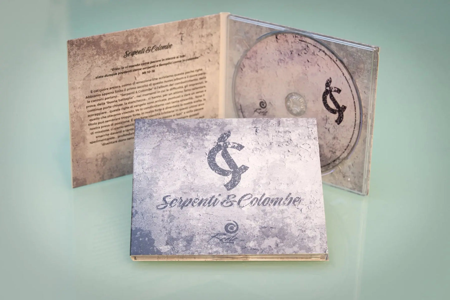 Serpenti e colombe